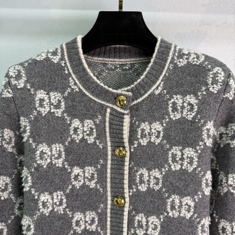 Gvc*1 sweaters